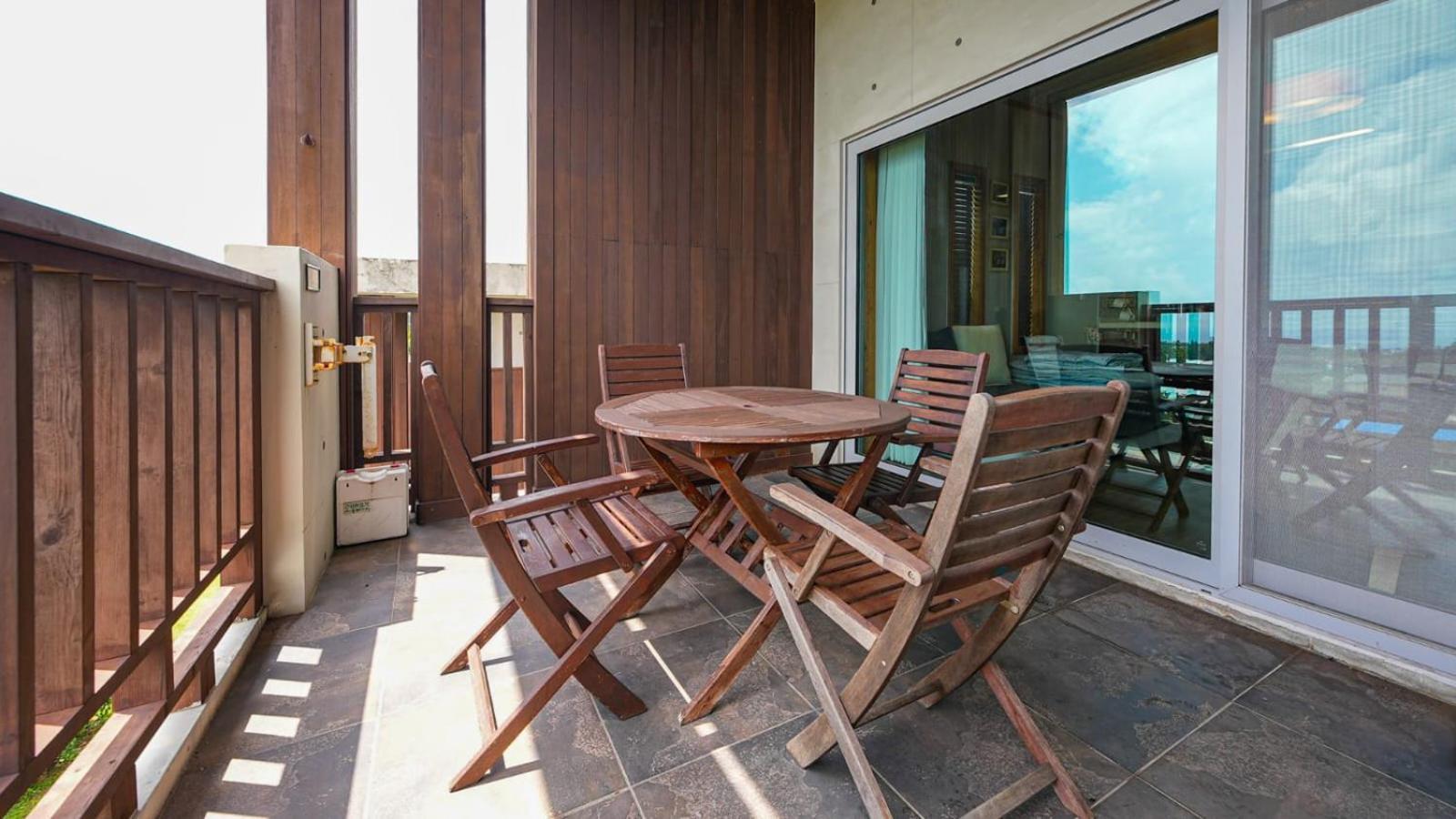 Jeju Eco Suites Сеогвипо Екстериор снимка