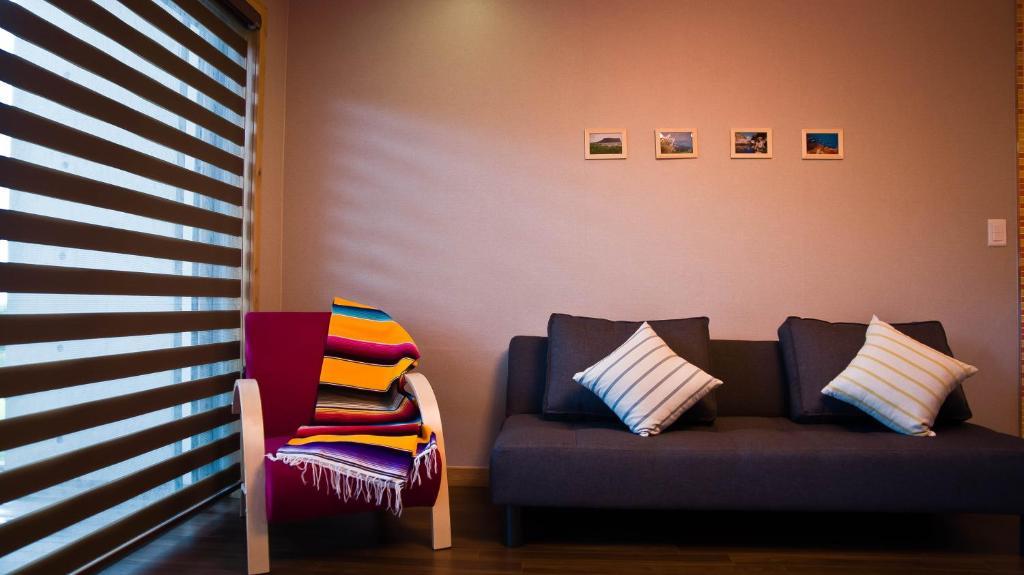 Jeju Eco Suites Сеогвипо Екстериор снимка