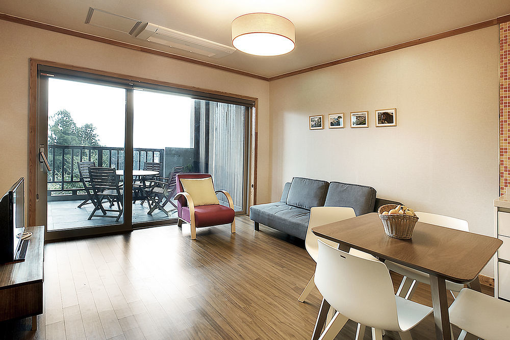 Jeju Eco Suites Сеогвипо Екстериор снимка