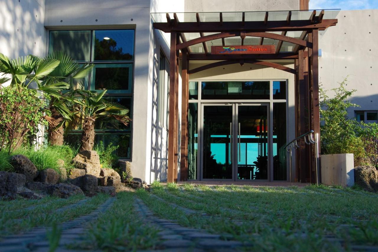 Jeju Eco Suites Сеогвипо Екстериор снимка